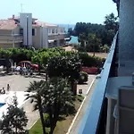 Llavaneres I Apartment *